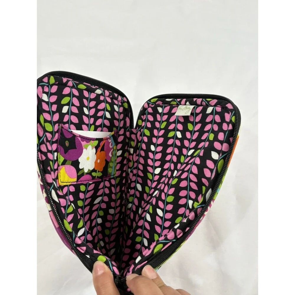 Vera Bradley ~ Va Va Bloom * E-Reader sleeve 6”x 9”